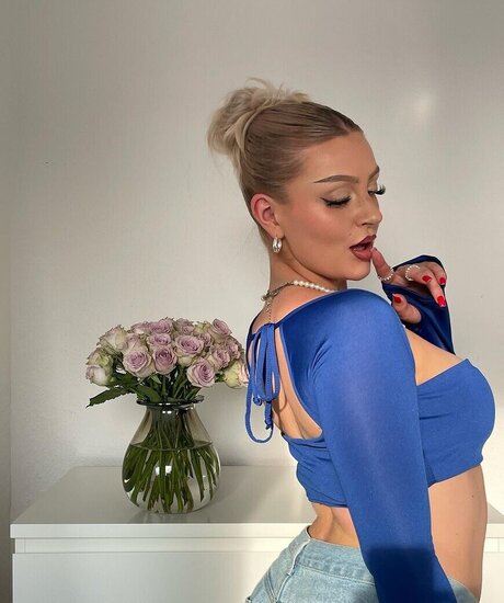 Michelle Knaub high quality pornstar pics