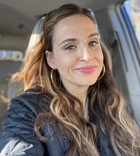 BellaSuede nice actress img