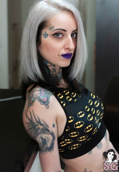 gladycesuicide model nudes img