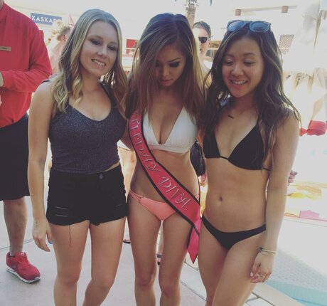 Maggie Sin nudes pornstar photo