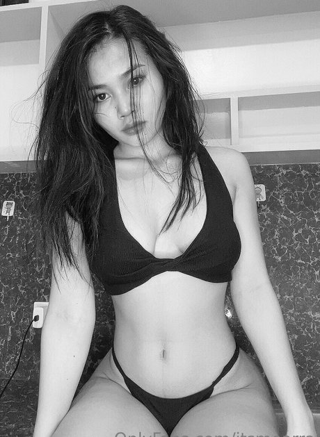 black free onlyfans top pic