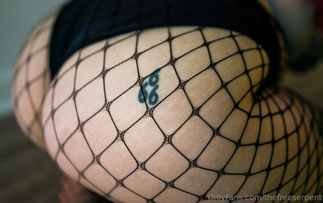 thefreeserpent model adult image