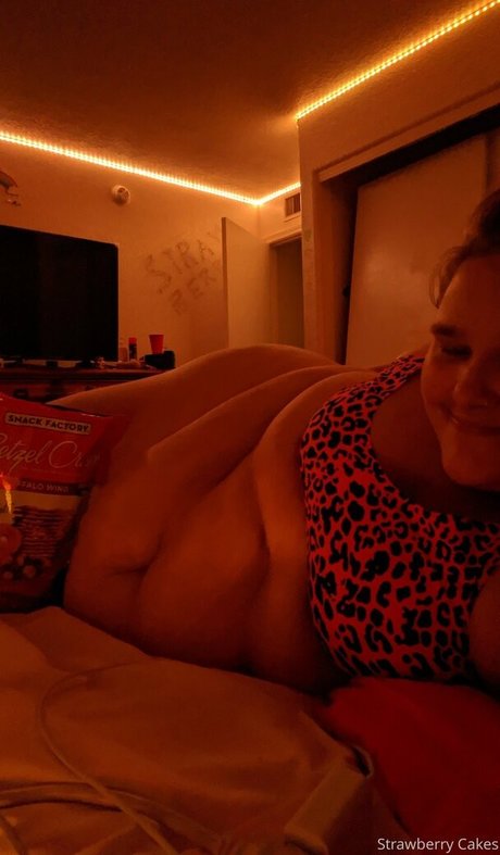 strawberry cakes free pornstar pictures