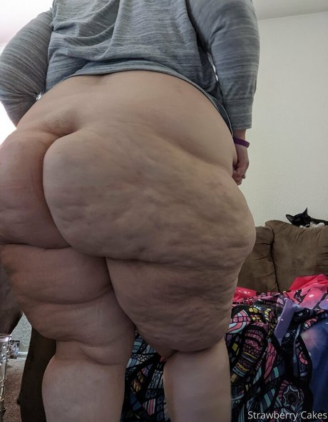 strawberry cakes erotic actress galleries