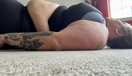 lushie lauren exclusive actress images