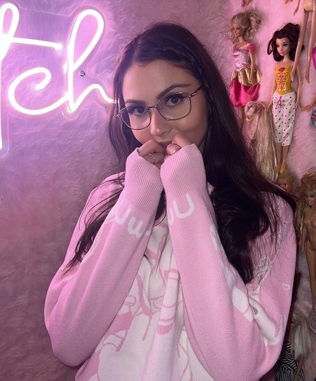 Aliythia nudes star gallery