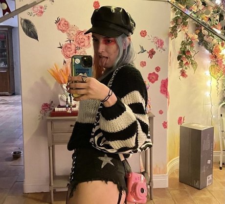 Dani Thorne pornstar naked images