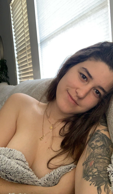 allieoops model xxx photo