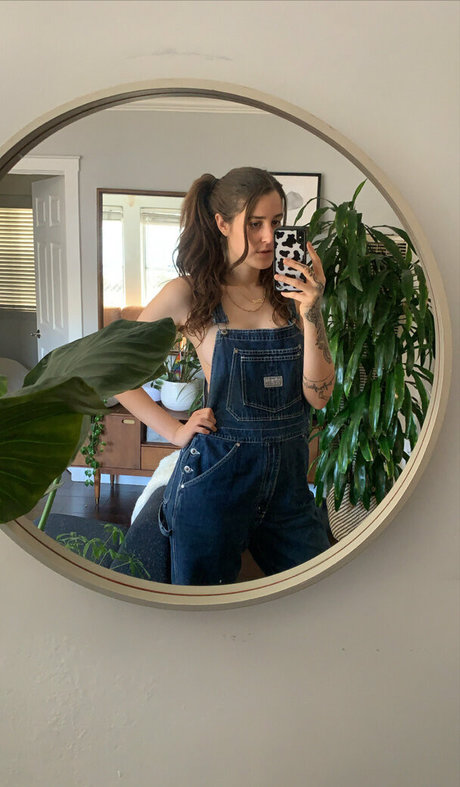 allieoops naked model galleries