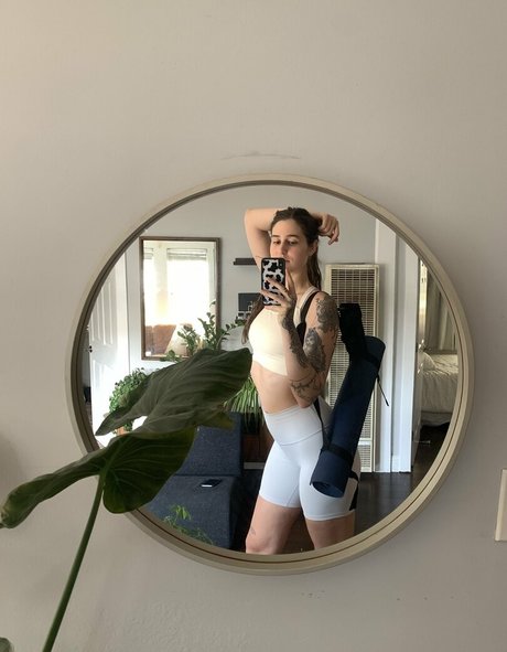 allieoops nudes pornstar img