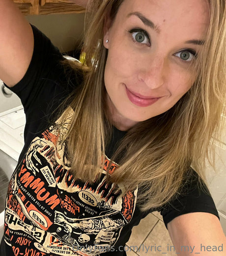 lyric in my head exclusive pornstar img