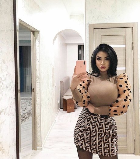 Zhansaya Dakarimova xxx model photo