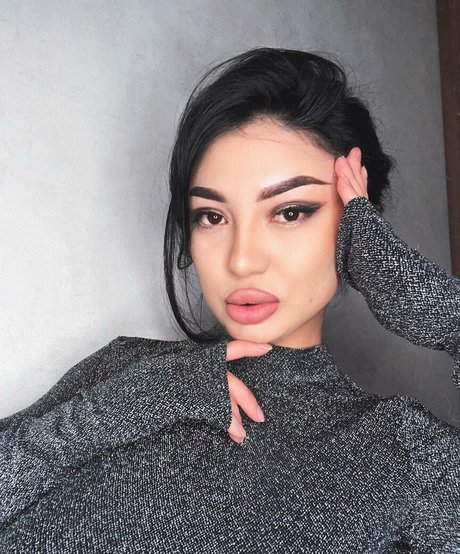 Zhansaya Dakarimova adult star photos