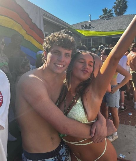 Isa mariduena exclusive star image