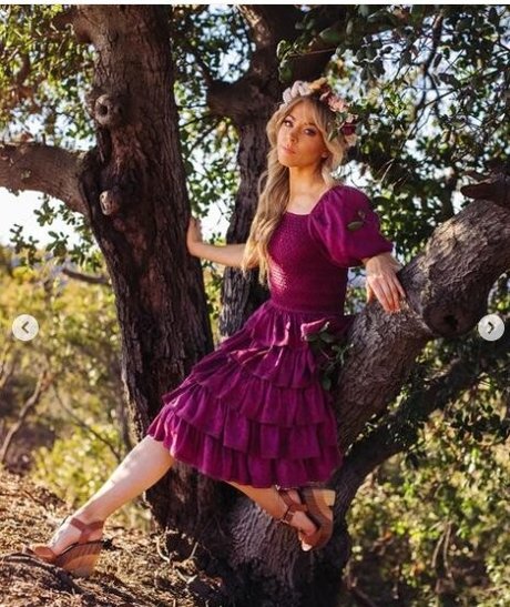 Lindsey Stirling erotic star gallery