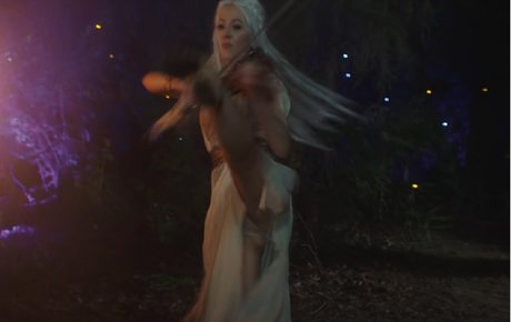 Lindsey Stirling pretty model img