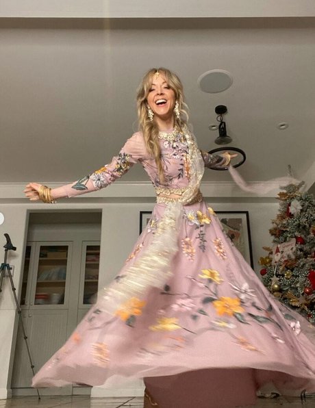 Lindsey Stirling model sexy archive