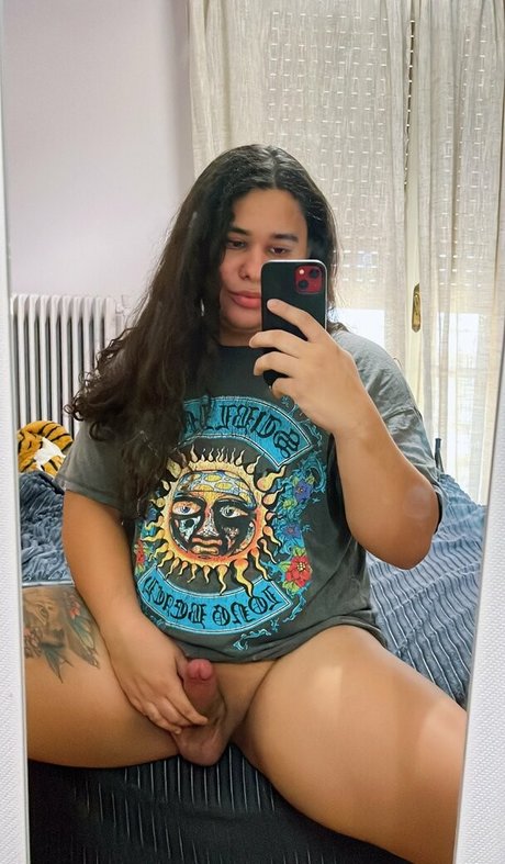 latinocutee high quality star photos