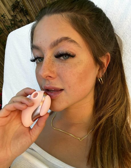 Itstaraswrld model nice images