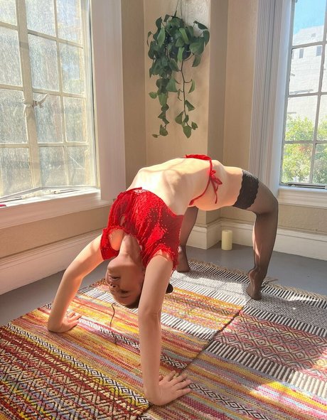 kae yli model sex pictures