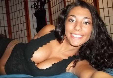 Ava Glam Model porn model img