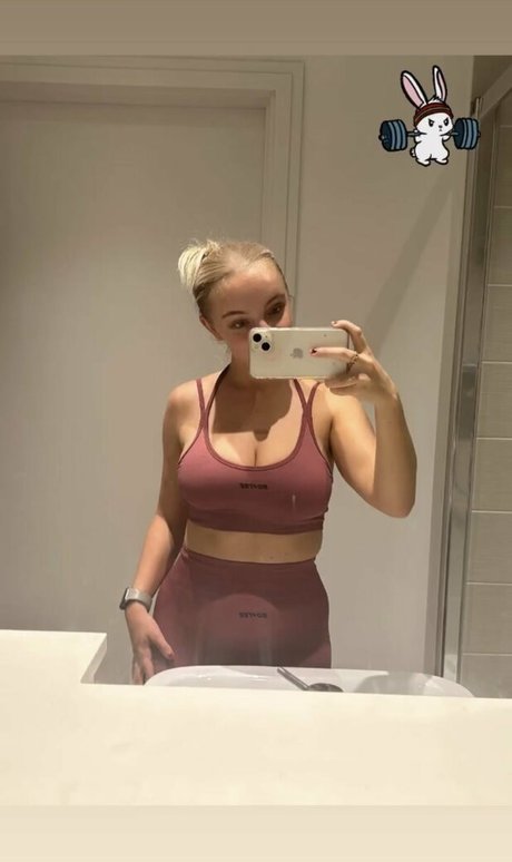 Emily Hewertson actress gallery