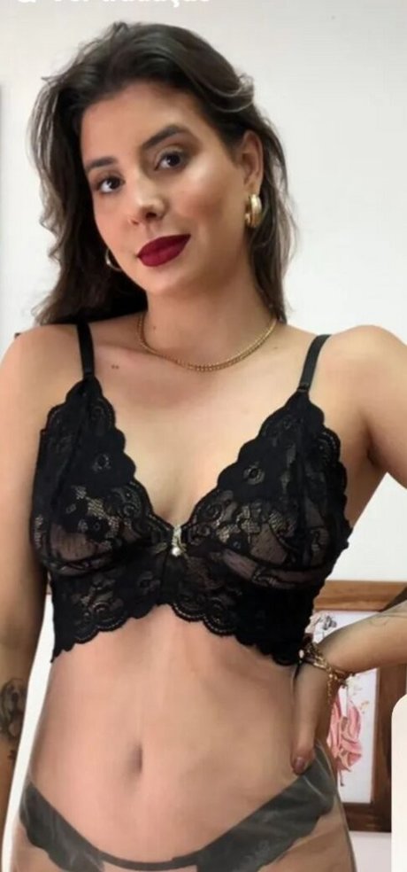 lauratavora model porn gallery