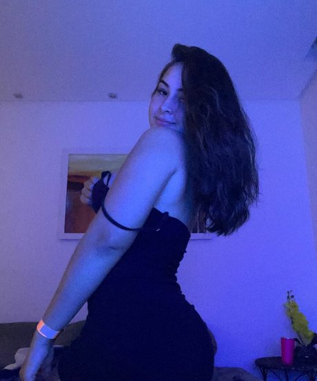 Rere Schneider top model pictures