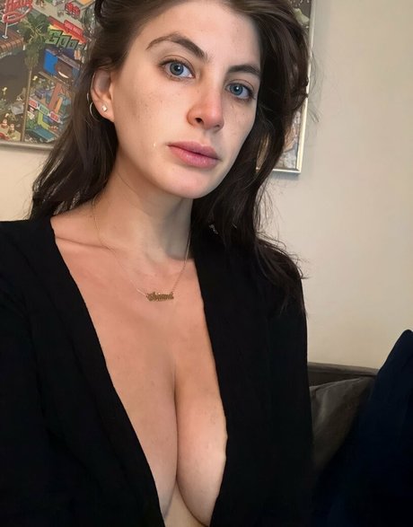 Ariana Basseri nudes star images