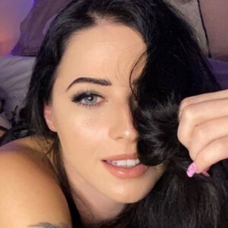 Devindelaney nude pornstar img