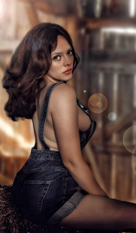 Kirsten Ria nice model image