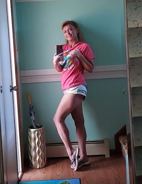 LanaRN pornstar erotic galleries