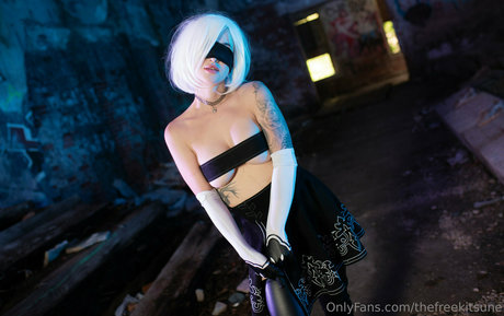 thefreekitsune sex star image