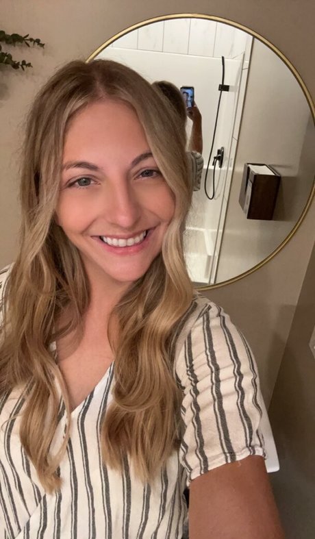 ButterflyYogaVIP star free pic