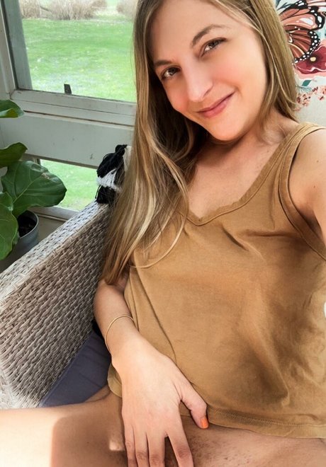 ButterflyYogaVIP porn model photos