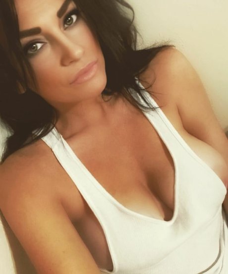 Darnell Ashbury pornstar beautiful img