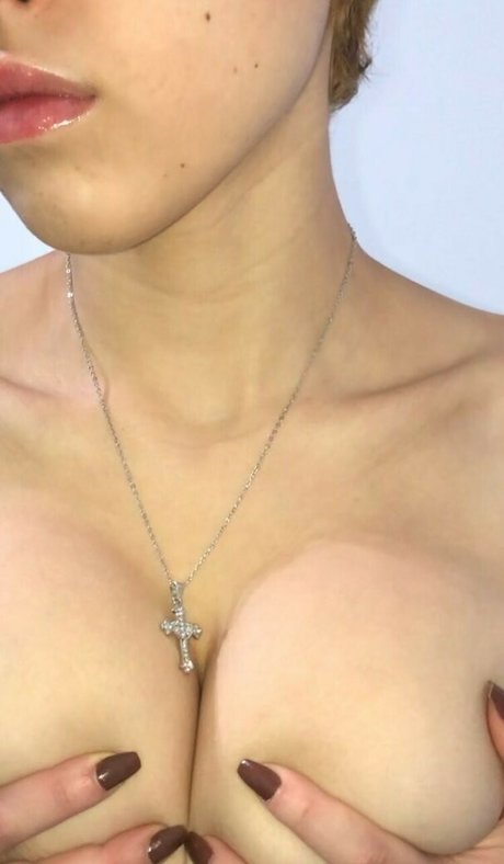 admchi nudes actress gallery