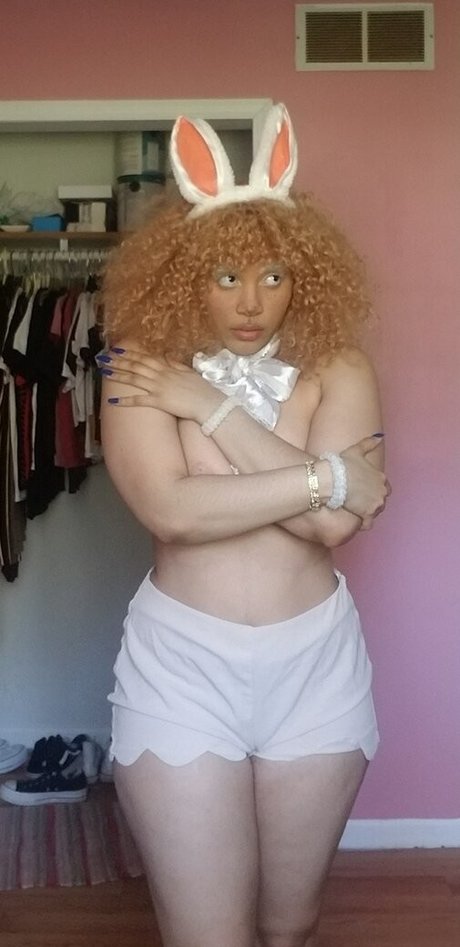 Thighlyinfluential erotic model pics