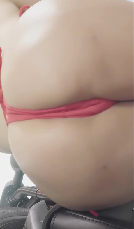 FLYWITHME nudes pornstar pics