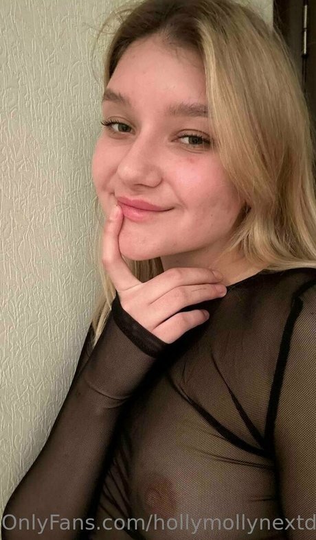 hollymollynextdoor star adult archive