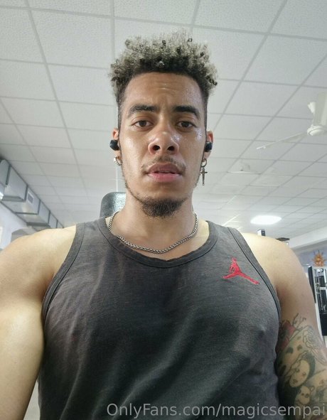 magicsempai xxx model img