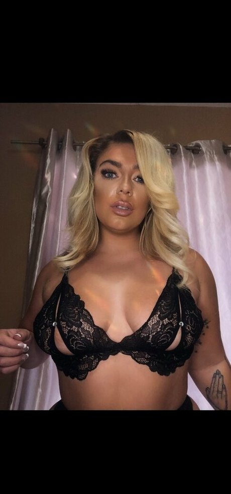 Christina Watson hd actress pics