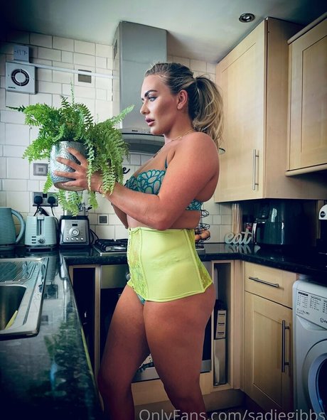 sadiegibbs star pretty pictures