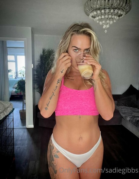 sadiegibbs high quality model photo