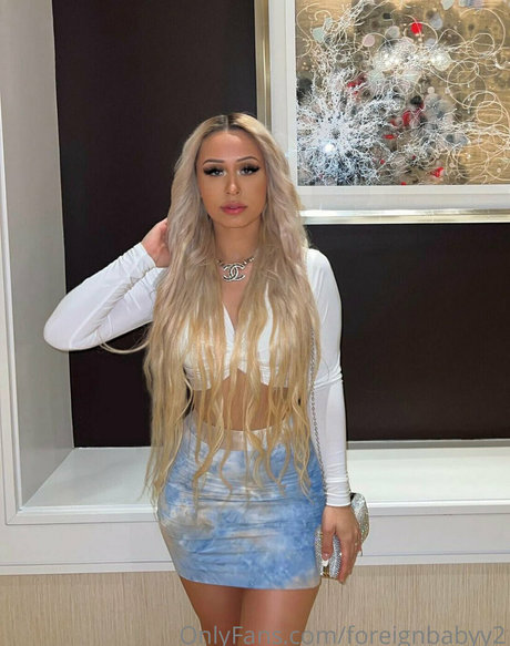 foreignbabyyy2 nudes model gallery