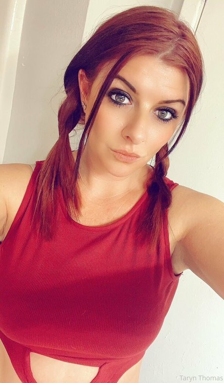 tarynthomas model exclusive photo