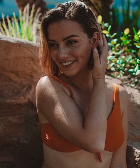 Shauna Dewit star sex image