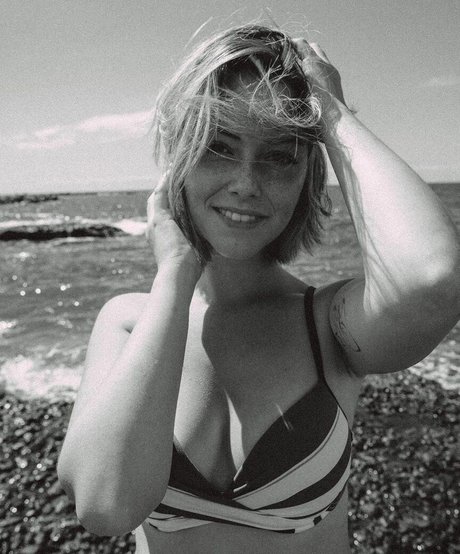 crossdresser onlyfans hot porn photos