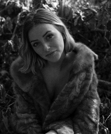 Shauna Dewit star hd image