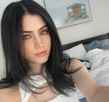 intoxikaite pornstar pretty galleries